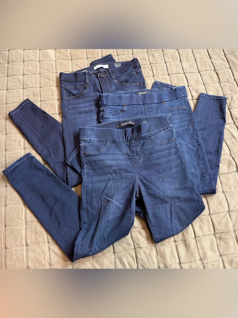 Lot of 3 Liverpool pull-on ankle skinny jeans, size 8/29, USED